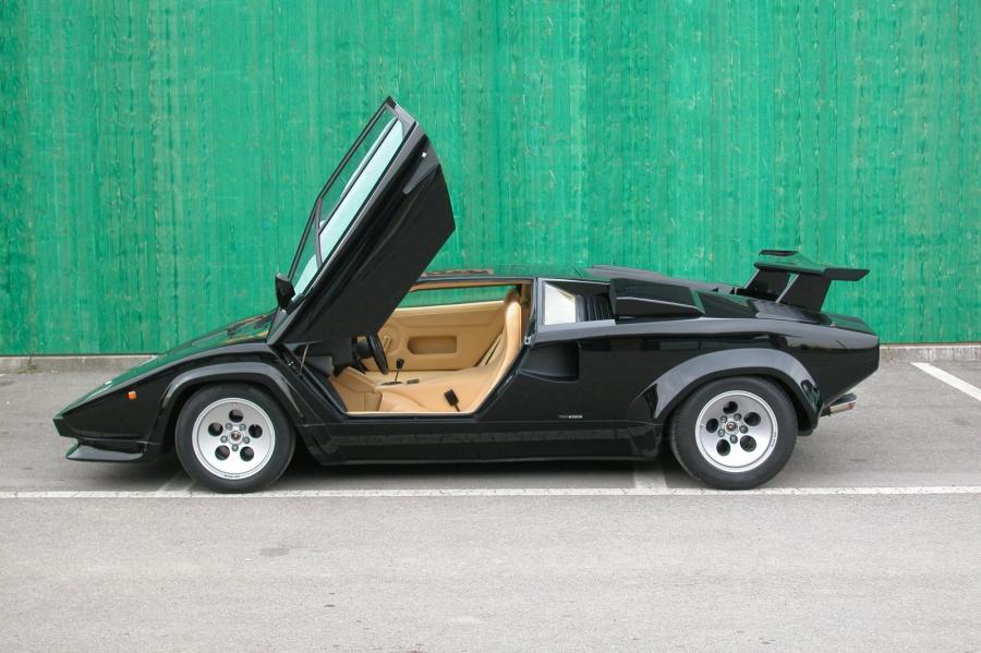  Lamborghini Countach LP5000 S Quattrovalvole 1985 года  (фото 24 из 45)
